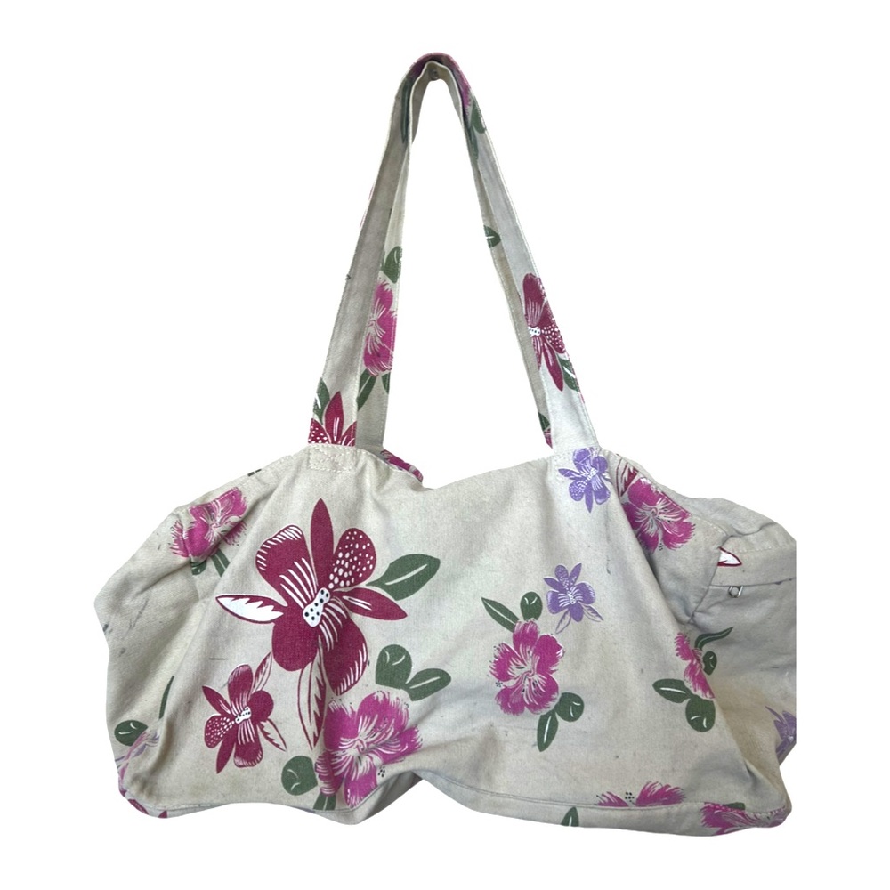 Down Under Floral Tote Zipper Closure, Side, Inside and Front Pockets - Picture 3 of 10